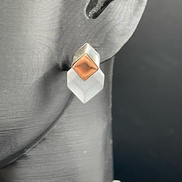 Vintage Avon "Crystal Impressions" 1985 Necklace & Matching Post Earrings - Picture 3 of 6